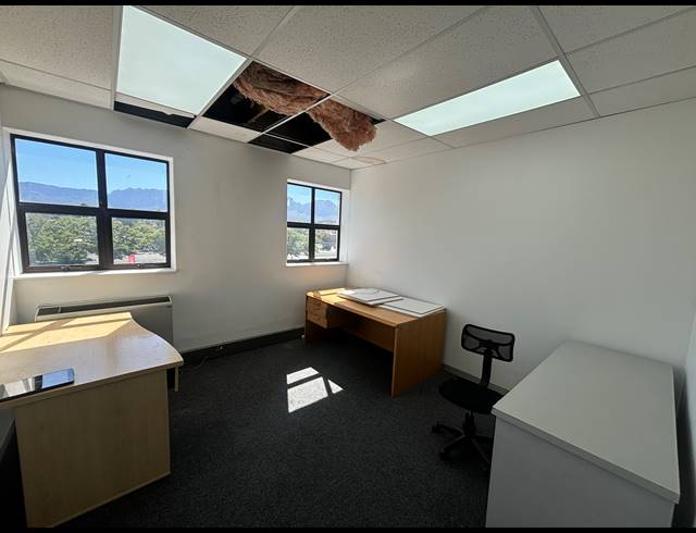 19M² OFFICE TO LET IN AUDAS ESTATE